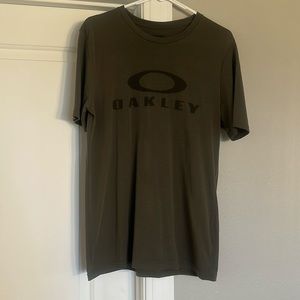 Men’s Oakley Performance Fit Tee